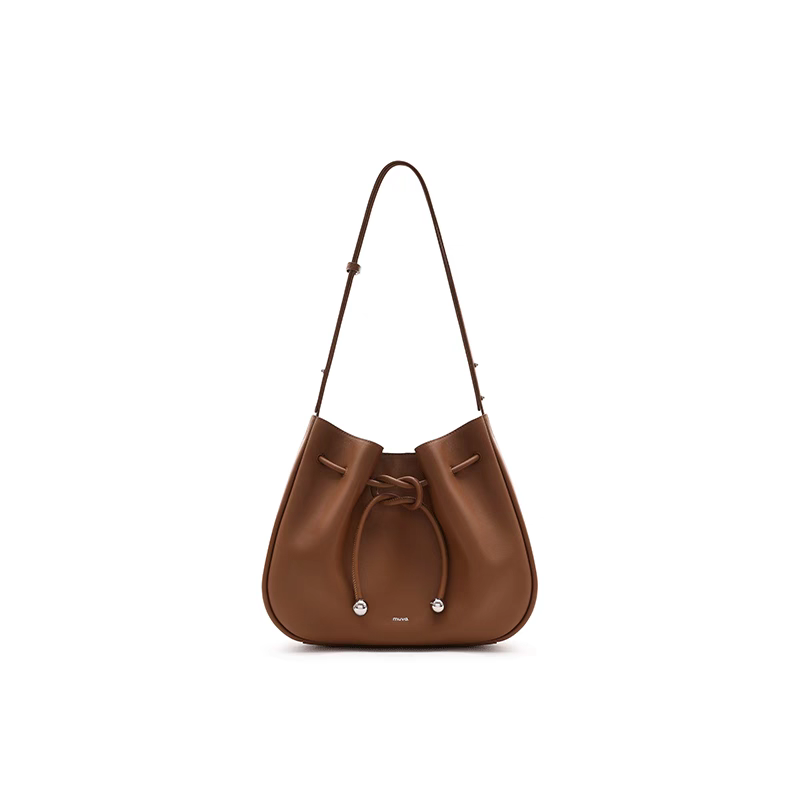 Slim Minimalist Shoulder Bag | Noa Leather Crossbody 27cm – Muva Bag